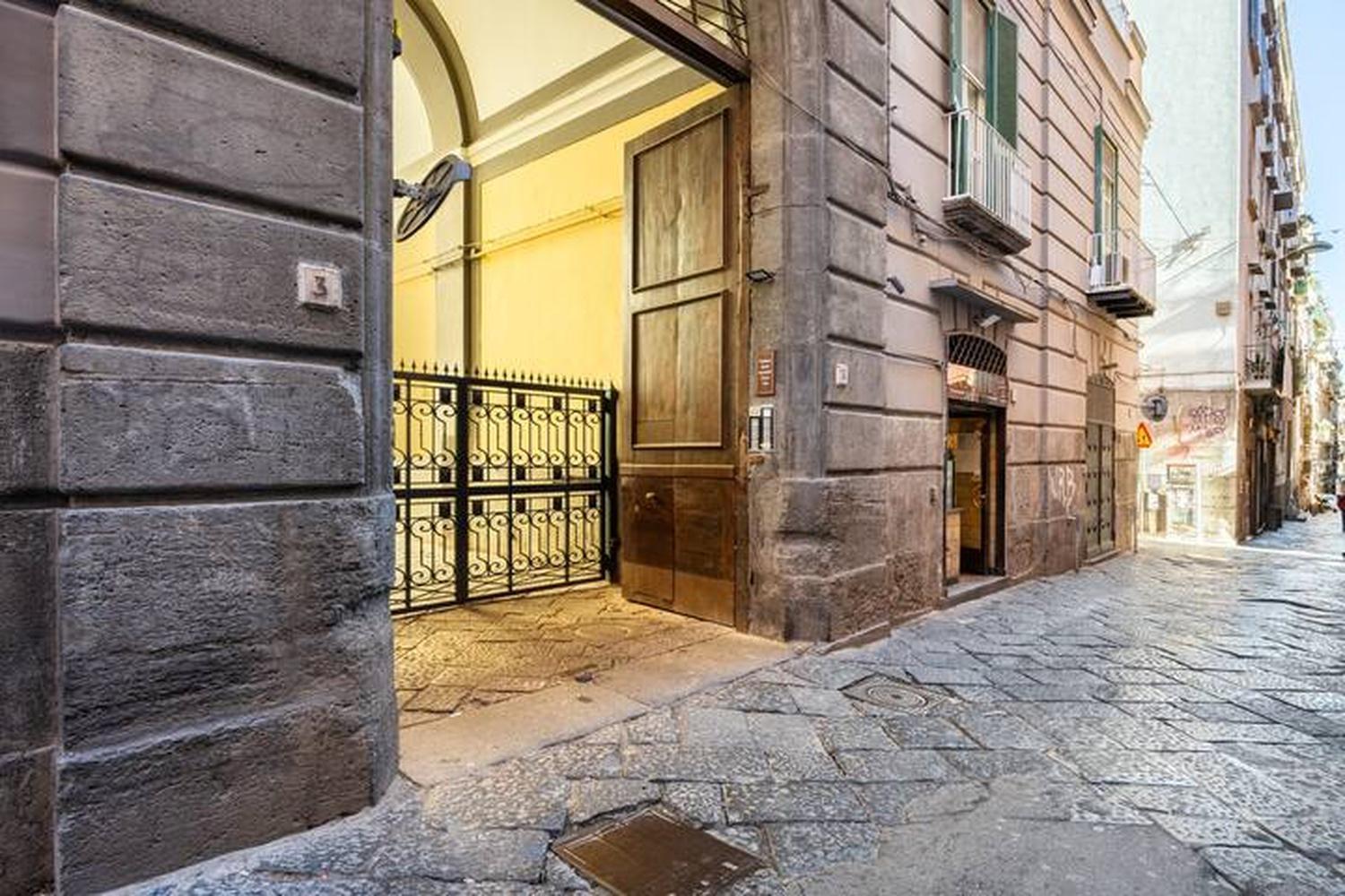La Casa Del Sarto Apartment Наполи Екстериор снимка